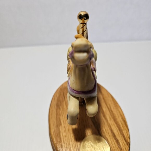 Willitts Musical Carousel Horse with Wood Base Plays Edelweiss # 8714 - Picture 12 of 16